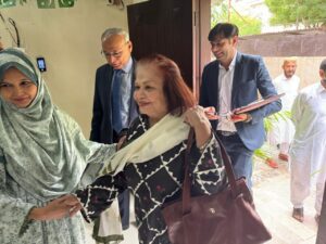 Madam Anis Haroon visitng the office of the Provincial Ombudsman (Phwwp) Sindh